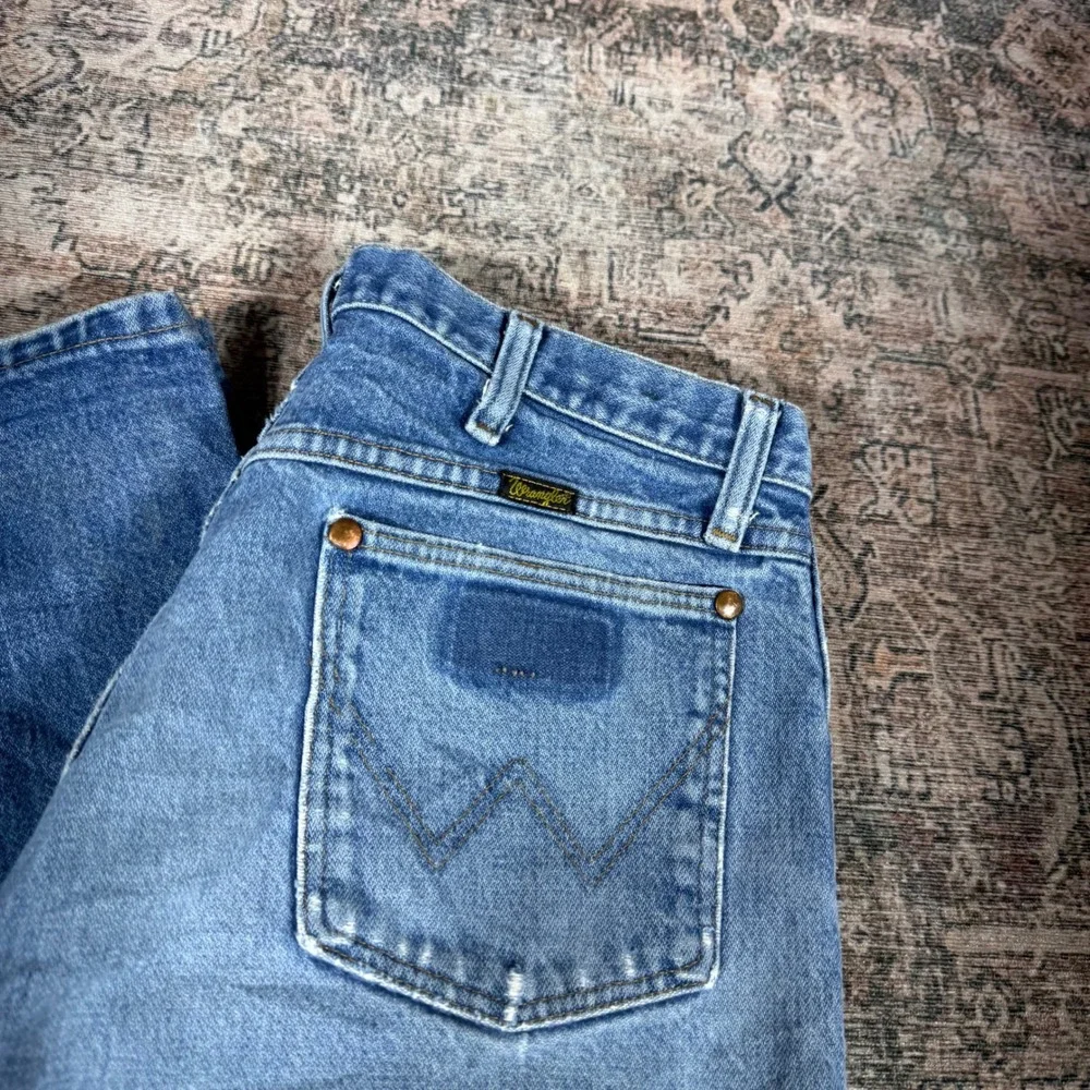 Wrangler 13MWZ Cowboy Cut Blue Distressed Jeans Mens 34x34 Vintage Style